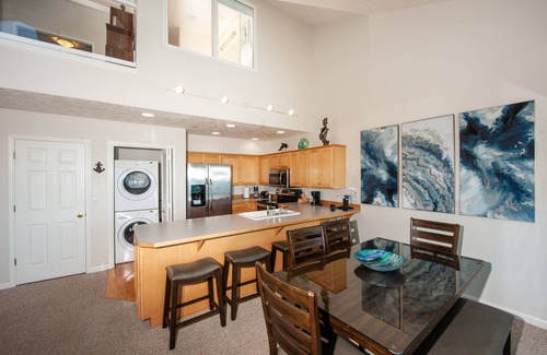 Depoe Bay Condo | Promo! Oceanfront Condo with Indoor Pool, Wifi and HDTV!