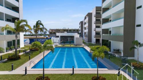 Villa Marina Apartment | Promo!-Queen Beds-Near Beach-1st Floor-Poolside-Sleep 6