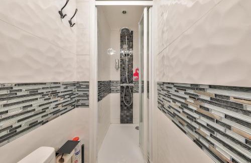 Deuil-la-Barre Apartment | Promotion du Jour - Studio Le Rosier