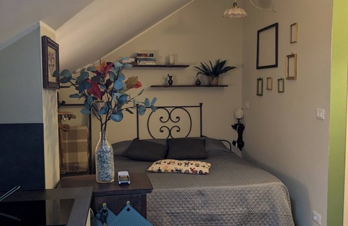 Cortemilia Bed & Breakfast | PROMOTION ‘La nocciolina’ - cosy attic room in the old town centre