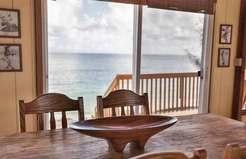 Punaluu House | property on the beach