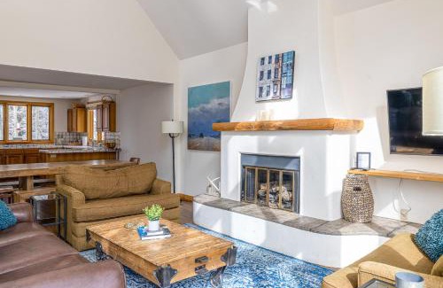Telluride House | Prospect Ave