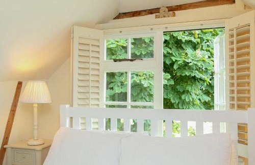 Tenterden House | Prospect Cottage