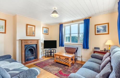 Puncknowle House | Prosperous Villa