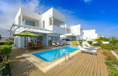 Protaras Villa | Protaras Beachfront Villa Alia