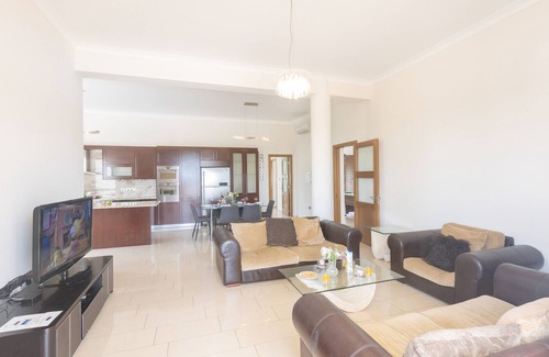 Protaras Villa | Protaras Holiday Villa PA7 - a villa that sleeps 16 guests in 7 bedrooms