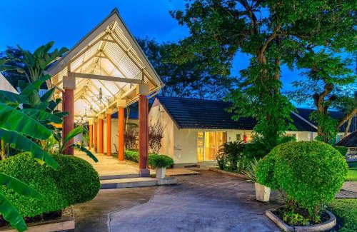 Katima Mulilo Hotel | Protea Hotel by Marriott Zambezi River Lodge