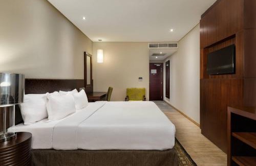 Owerri Hotel | Protea Hotel by Marriott Owerri Select