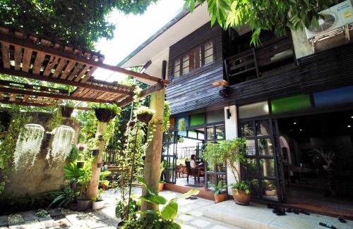 Nan House | Pround Nan Cottage