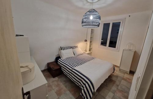 Sauveterre House | Provençal house with pool