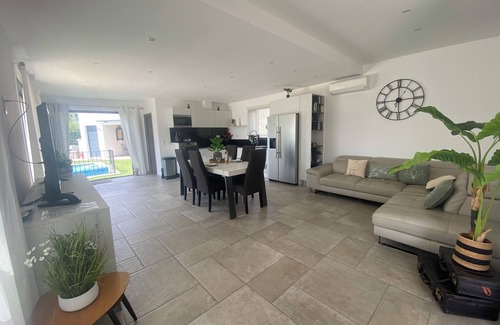 La Gaude House | Provencal detached villa