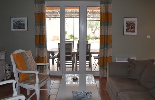 Mirabel-aux-Baronnies Villa | Provencal house with private heated pool and garden, 6 to 8 people