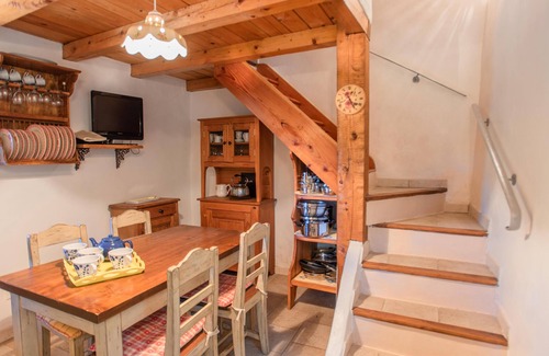 Barjols House | Provencal gîte with shared pool