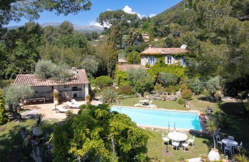 Tourrettes-sur-Loup Villa | Provencal House, Private Pool, Sea View