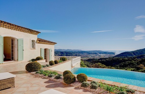 Pegomas Villa | Provencal Luxury Villa with pool and panoramic view