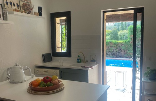 Mougins House | Provencal Mougins Village House with Garden and Pool