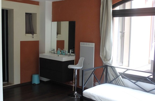 Entrechaux House | Provencal Villa: 4 Bedrooms and heated pool