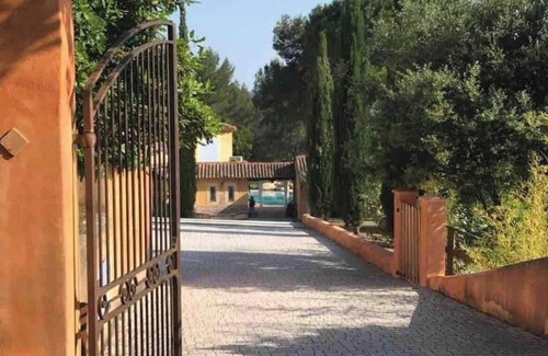 Grand Sud Villa | Provencal villa in a peaceful setting