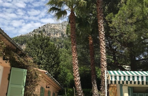 Saint-Jeannet Villa | Provençal Villa with private heated pool and fantastic Sea & Montain views