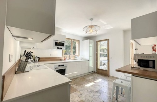 Valbonne Villa | Provencal Villa with Pool