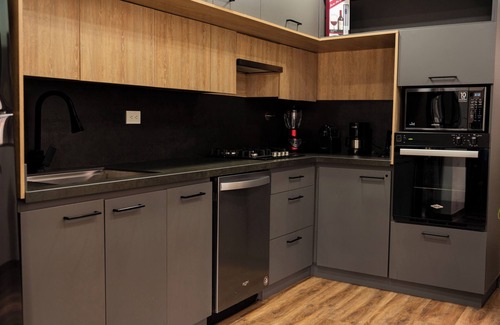 Zona Rosa Apartment | Provenza 2-Bedroom apt. with AC and WiFi half a block from Parque Lleras
