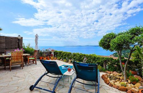 Le Dramont House | Provenzalische Villa Citronniers - Garten mit Meerblick und Pool by Riviera HomeLife