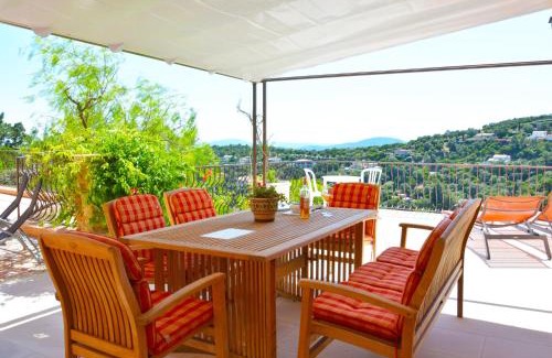 Les Issambres House | Provenzalisches Haus La Grenouille - Terrasse mit Meerblick und privatem Pool by Riviera HomeLife