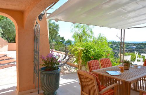 Les Issambres House | Provenzalisches Haus La Grenouille - Terrasse mit Meerblick und privatem Pool by Riviera HomeLife