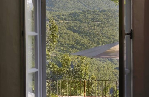 Saint-Mathieu Villa | Provincial Country Home in the Heart of Luberon: A Dream Retreat in Provence