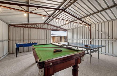Dunsborough House | Prowse Beach House - Family Fun & Ocean Adventures