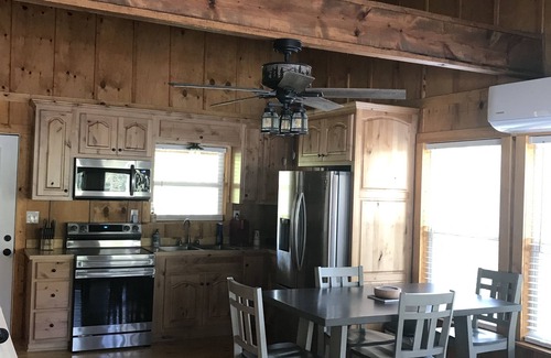 Marble Falls Cabin | Pruitt Mountaintop Cabin Rental