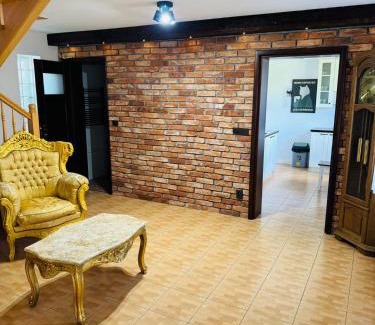 Cekcyn Villa | Prywatny DOM z ogrodem w centrum CEKCYNA