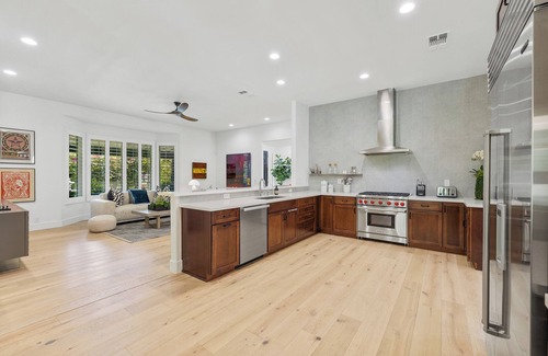 The Movie Colony House | PS Historic Movie Colony Estate 4 Beds & 4.5 Baths