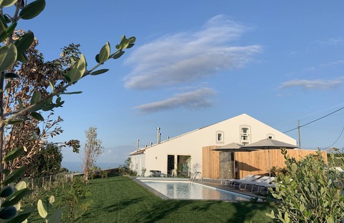 Nordeste House | East House - Old Tea Factory