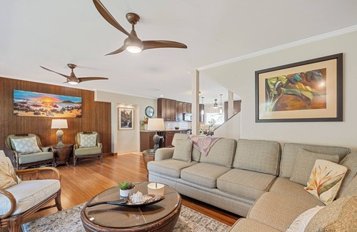 Historic Lahaina Front Street House | PU 153-4 Spacious and Quiet 3Bedroom Townhouse in Lahaina; Just Steps to Beach
