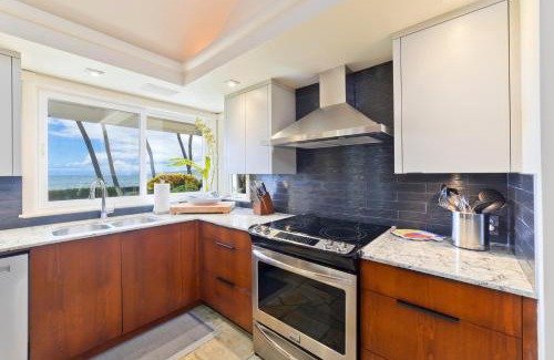 Kamuela House | Puako Beach Luxury Oceanfront Home- 3 Guest Suites by SkyRun Kona Coast