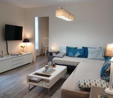 Malakoff Apartment | Puces de Vanves