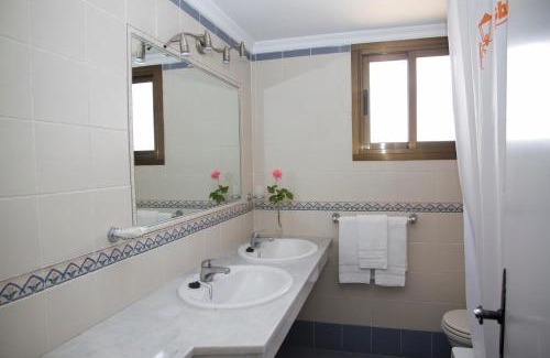 Benalmadena Costa Resort | Pueblo Evita