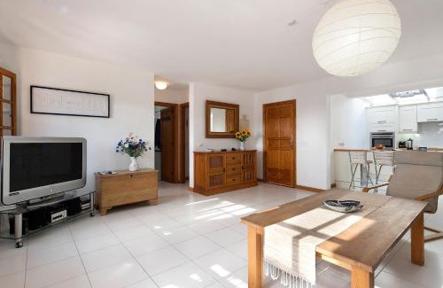Playa Blanca Apartment | Puerto Chico U