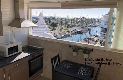Benalmadena Costa Apartment | Puerto Marina waterfront apartment