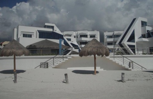 Puerto Morelos Condo | Puerto Morelos Luxury beach apartment