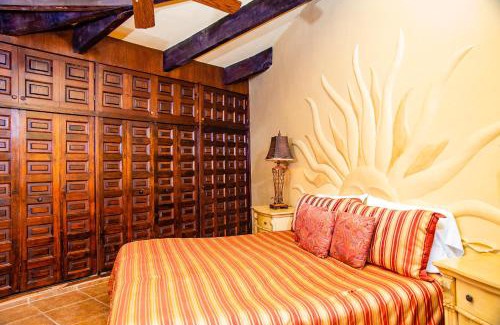 Las Conchas House | Puesta del Sol by FMI Rentals