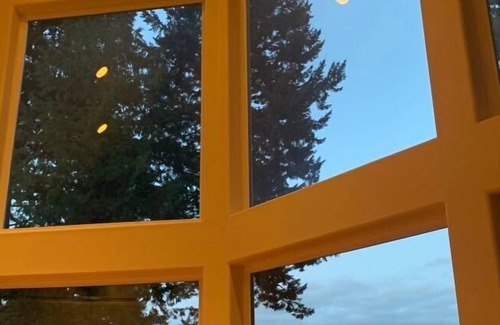 Everett House | Puget Sound Beacon - Million $ Views