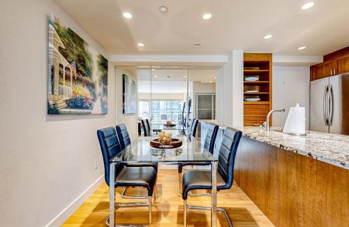 Downtown Seattle Apartment | Puget Sound Place