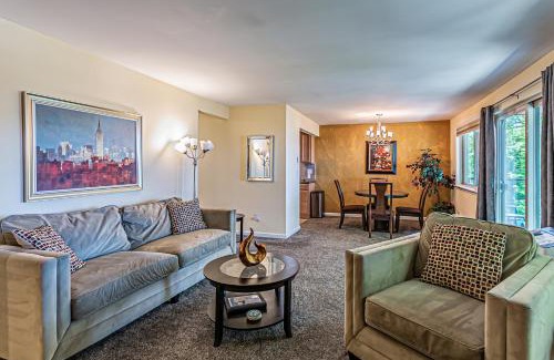 North End Apartment | Puget Sound View, Best Area, 2 Baths, 2 Bedrooms, WD, Jacuzzi Bath, New Carpet, Balcony, View, 925sf
