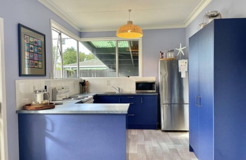 Pohara House | Pukeko Cottage - Pohara Holiday Home