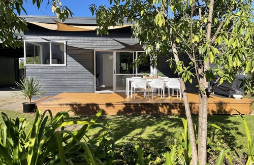 Pohara House | Pukeko Cottage - Pohara Holiday Home