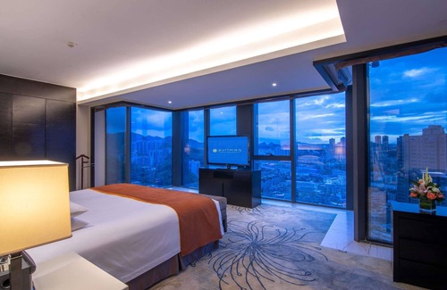 Nanming District Hotel | Pullman Guiyang