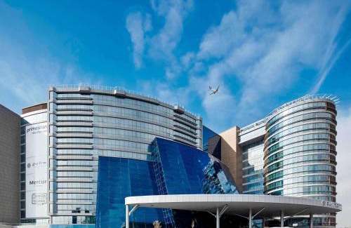 Bahcelievler Hotel | Pullman Istanbul Hotel & Convention Center