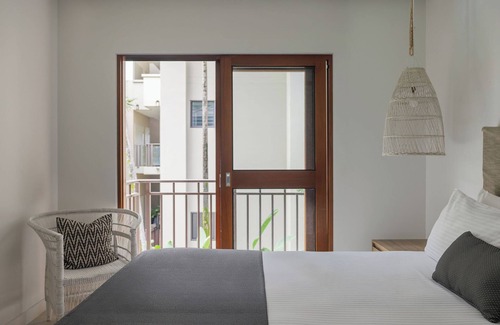 Palm Cove Hotel | Pullman Palm Cove Sea Temple Resort and Spa